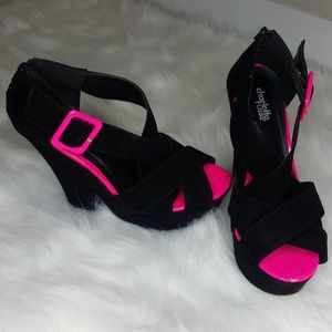 BLACK & HOT PINK CHUNKY CUT OUT PEEP TOE HEEL